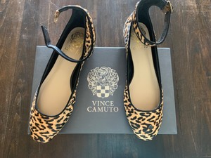 vince camuto attera flat