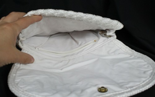 Vtg Purse Handbag 1960s 1970s Retro Mod White Woven Clutch Flap Front Pristine - Picture 4 of 6