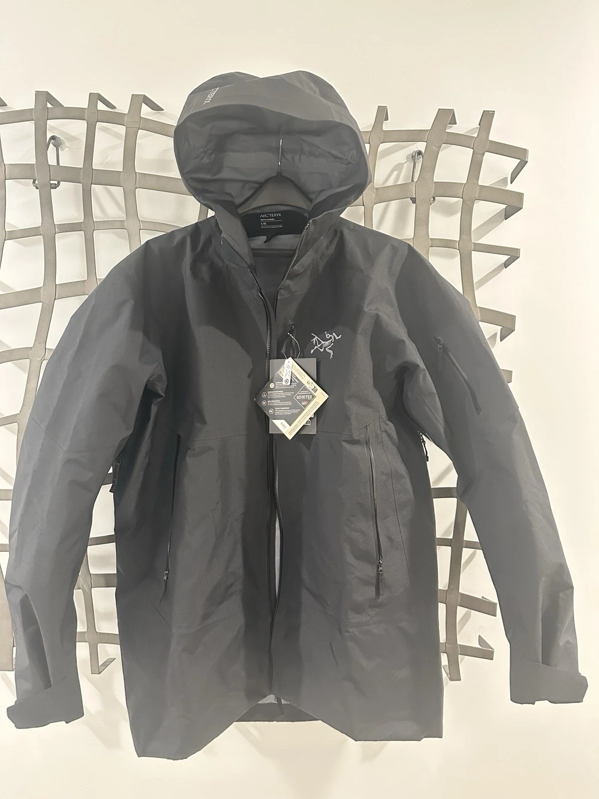 NEW Arc’teryx Sabre SV Gore-Tex Pro Ski Snow Jacket Men’s Large Black