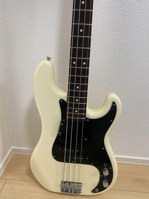Fender Japan PB70-70US Precision Bass OWH/R Sid Vicious Fender Japan PB70-70US Precision Bass OWH/R Sid Vicious