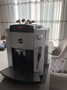 Jura F70 Kaffeevollautomat - Komplett REVIDIERT - IN - STAND - GESETZT -TOP