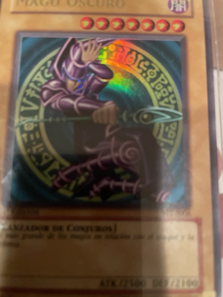 Yugioh Dark Magician SDY-006 Ultra Rare 1st Edition NM spanish - Image 4 of 4