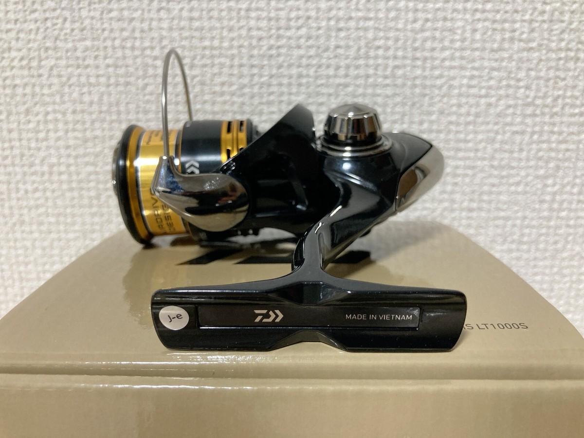 リール DAIWA LEGALIS LT1000S Daiwa Spinning Reel 23 LEGALIS LT1000S Gear Ratio 5.2:1