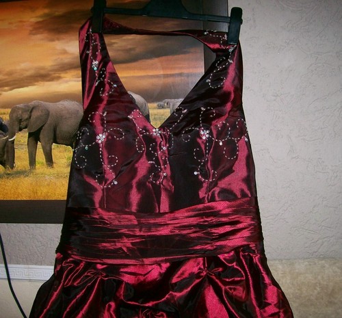 Große Mode Braut💒💃Damen-Hochzeitskleid💃💒gr. 58 Bordeaux Blütenstickerei Neu - Bild 3 von 6