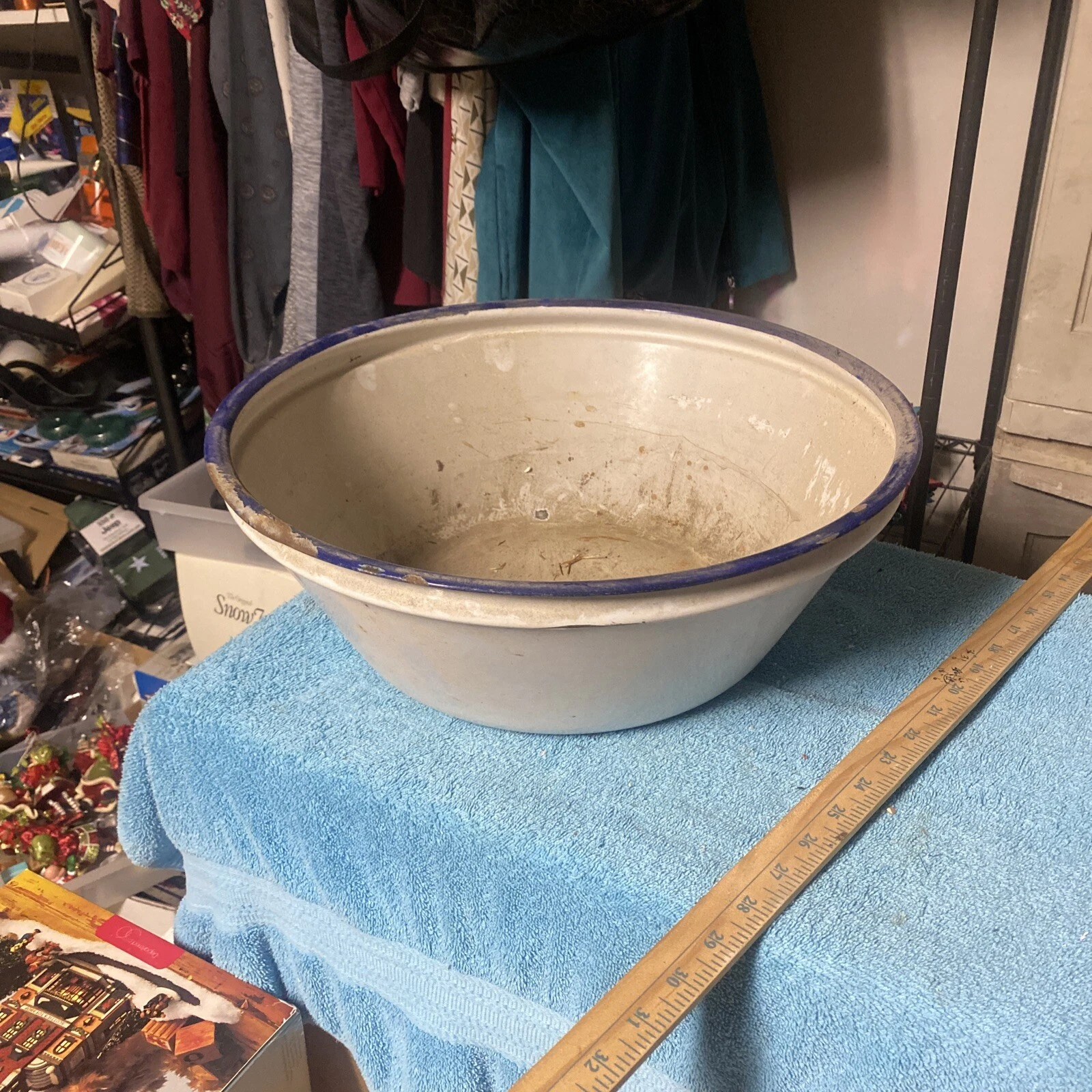 Antique Vintage Medium Oval Enamel Ware Baby Bath Basin Wash Tub 16”x6 Inches
Opens in a new window
