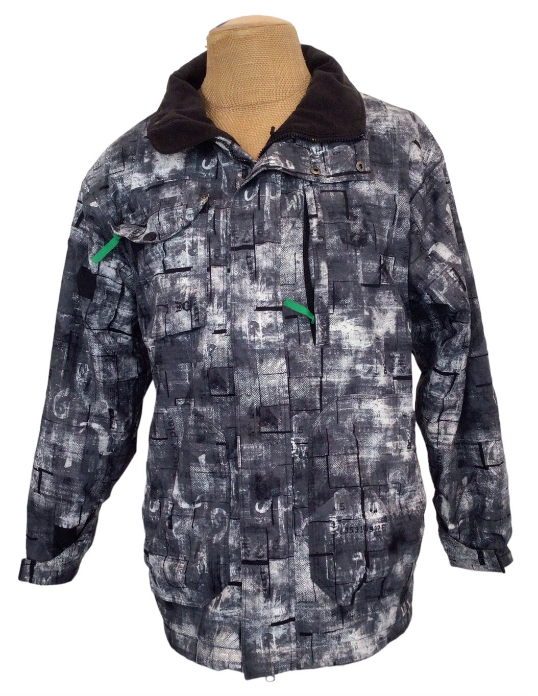 Body Glove Snow Technologies Waterproof Ski Coat/Jacket Size Large.