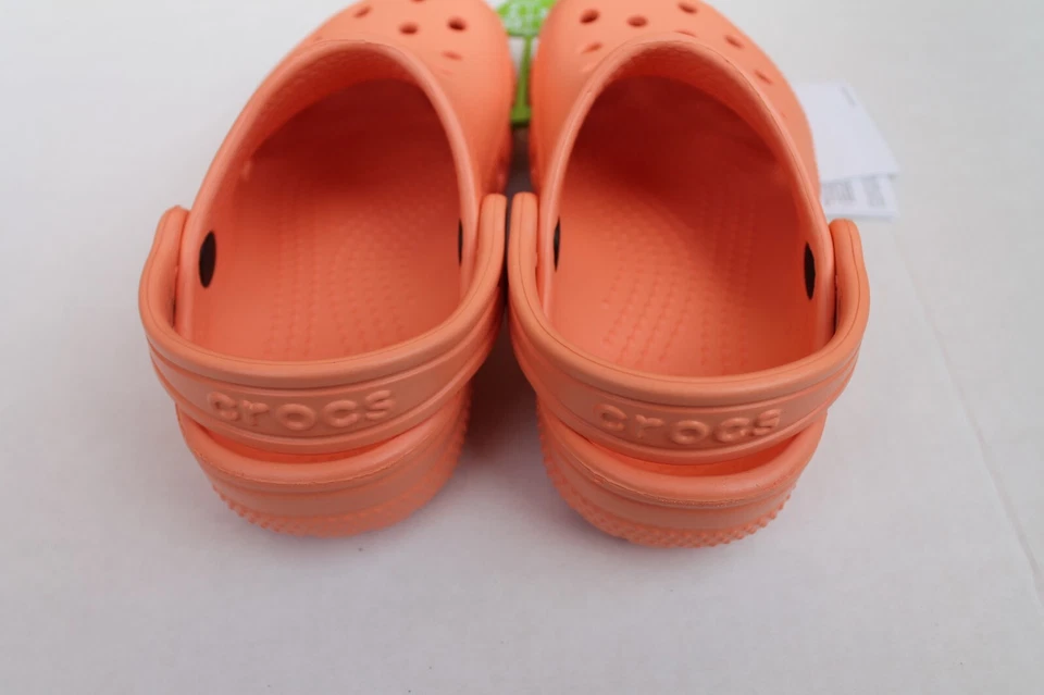 Crocs Melón Naranja Sin Cordones Clásicos Zueco Zapatos Niño Niña o Niño Talla 9 NUEVO Foto 3 de 4