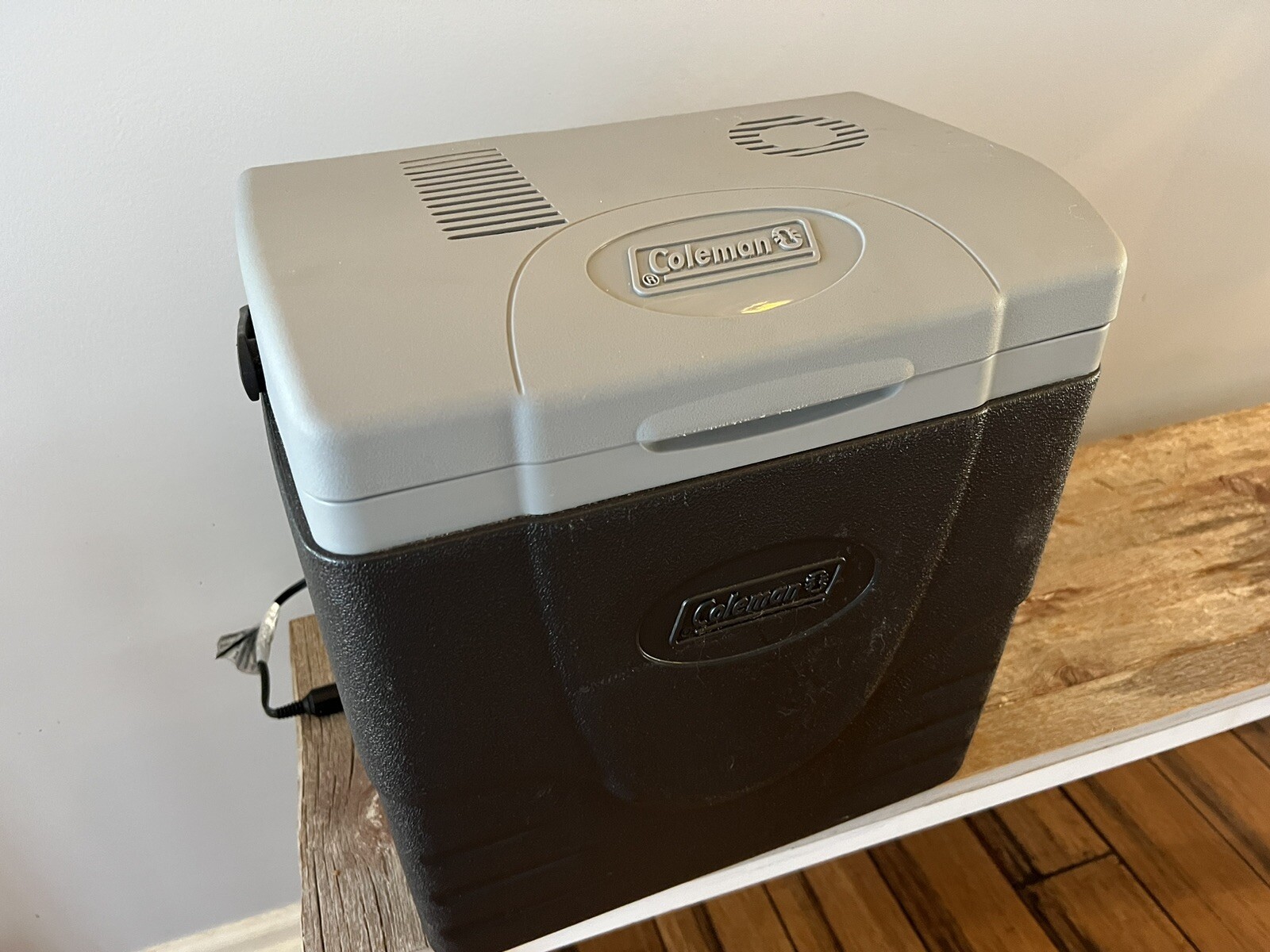 Coleman Camping Car 12 V Portable 16Quart Thermo Electric Cooler