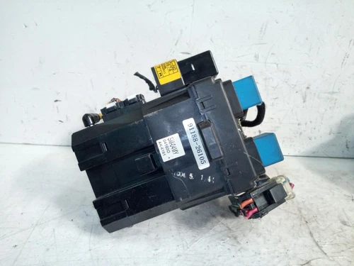 9118826105 Caja Reles/Fusibles para HYUNDAI SANTA FE (SM) 2.0 GLS CRDI 100562 - Imagen 3 de 10