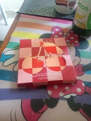 CIATE BLUSH HIGHLIGHTS POWDER