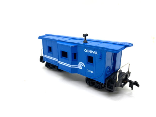 Modelo Power 36' ventana bahía Caboose #8242 Conrail azul escala HO | Zustand: Used