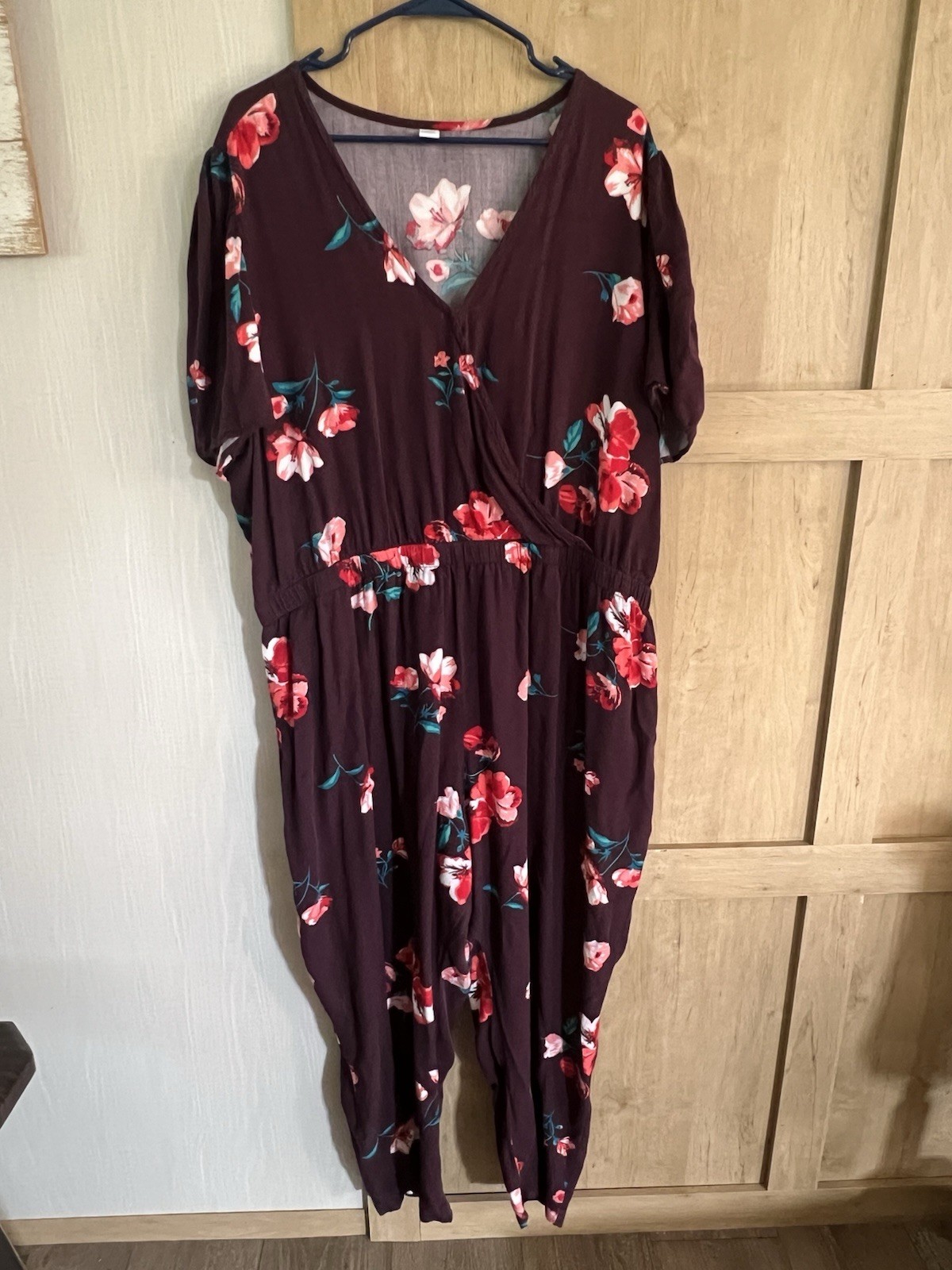 Old Navy Floral Jumpsuit Size XXL