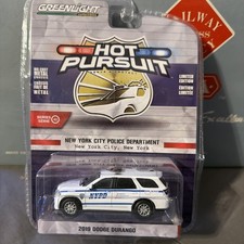 Greenlight 42980-F Hot Pursuit Series 40-2019 Dodge Durango - New York City