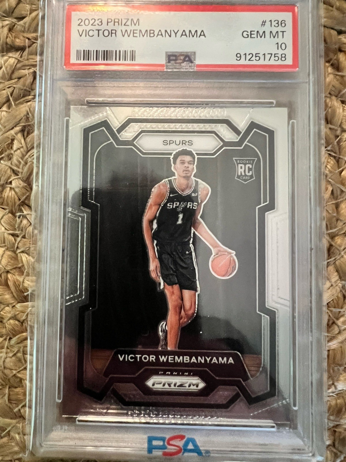 2023-24 panini prizm victor wembanyama 136 psa 10