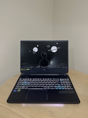 Acer Predator Helios 300 rtx 3060 I7-12700h Gaming Laptop