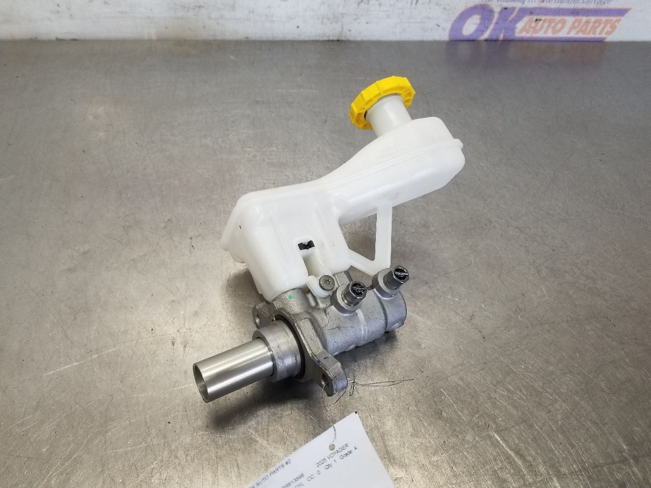 25 CHRYSLER VOYAGER LX 3.6L FWD BRAKE MASTER CYLINDER OEM