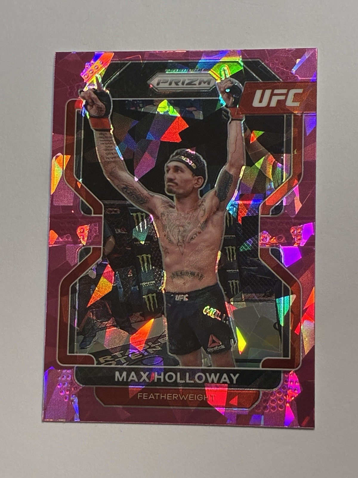 2022 Panini UFC Prizm Max Holloway Pink Ice Prizm Parallel Card #188
