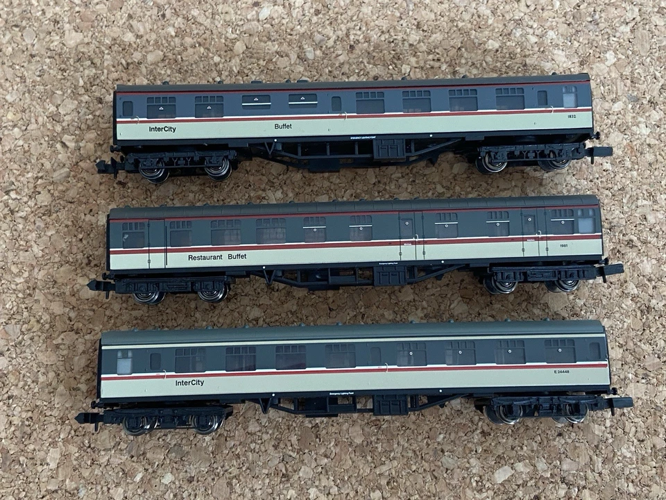 Graham Farish Intercity Executive MK1 Rake X3 Coaches N Gauge Unboxed Buffet SO - Image 2 of 4