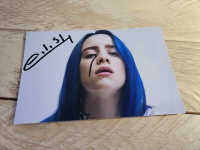 BILLIE EILISH Repro Autograph - Approx 10x16 - (741)