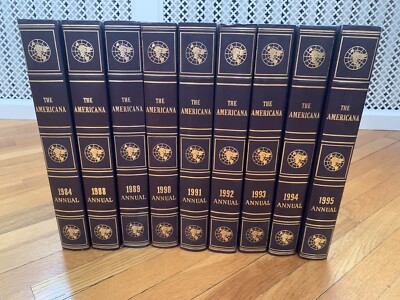 The Encyclopedia Americana Annual 11 Volume: 1984-1995 Vintage