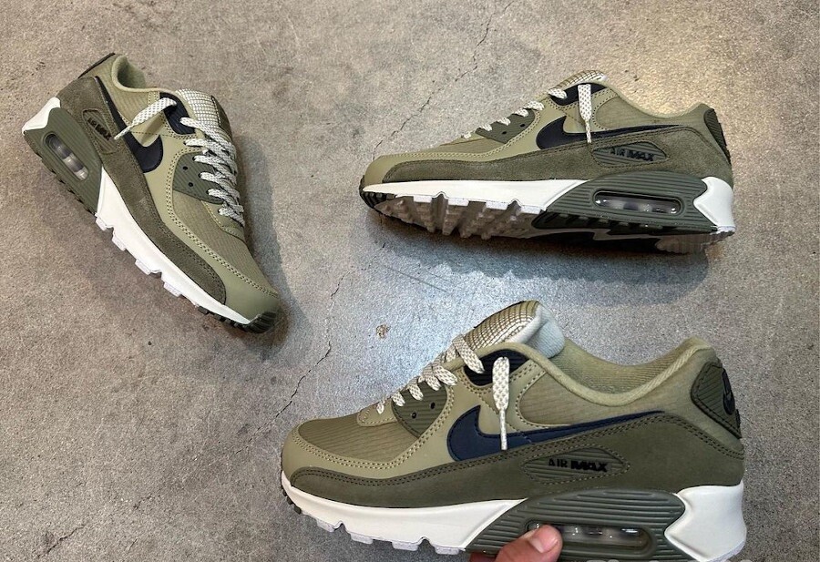 Nike Air Max 90 FB9657 200 Men