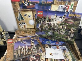 Harry Potter and the Sorcerer&rsquo;s Stone HOGWARTS CASTLE 4709 LEGO Set Box & Manual