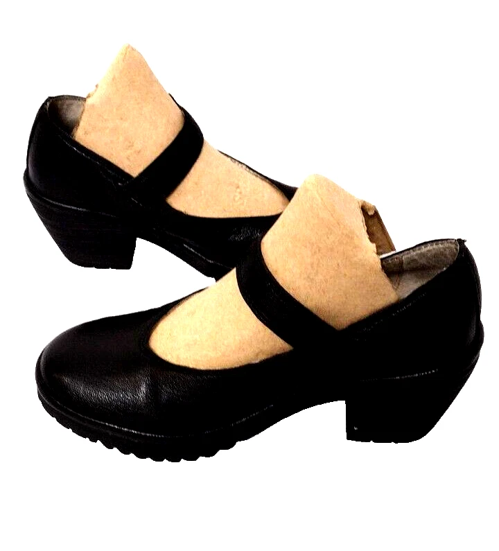 Fly 35 hotsell shoes