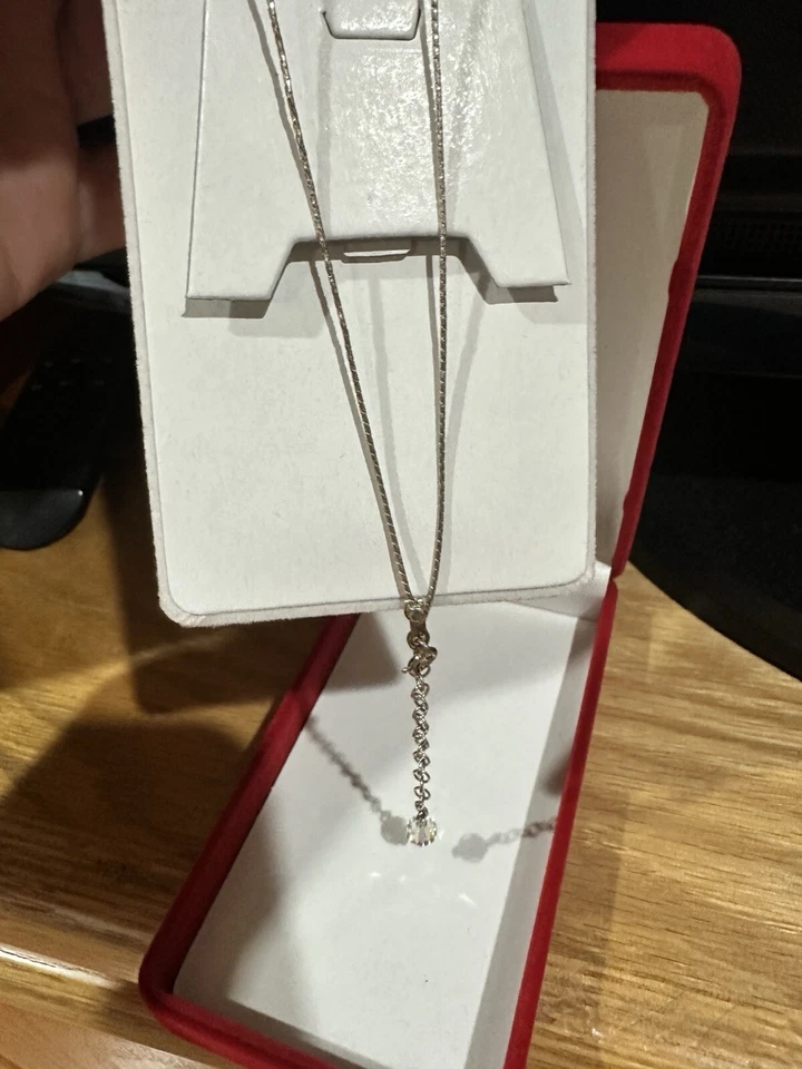 Collar Cruz Cristal Foto 3 de 3