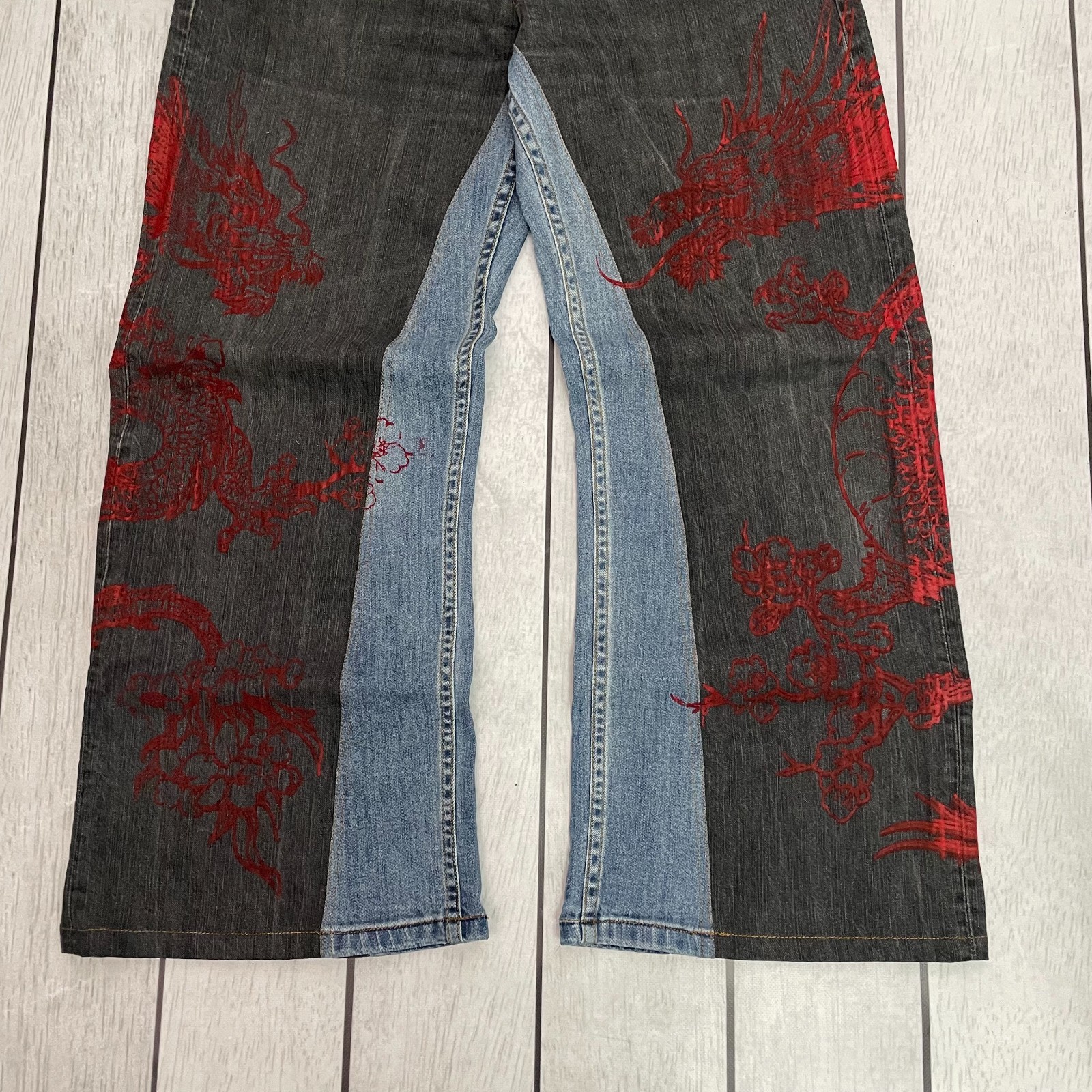 Custom Carhartt Flared Jeans baggy fit Red dragon japan style thumbnail 3