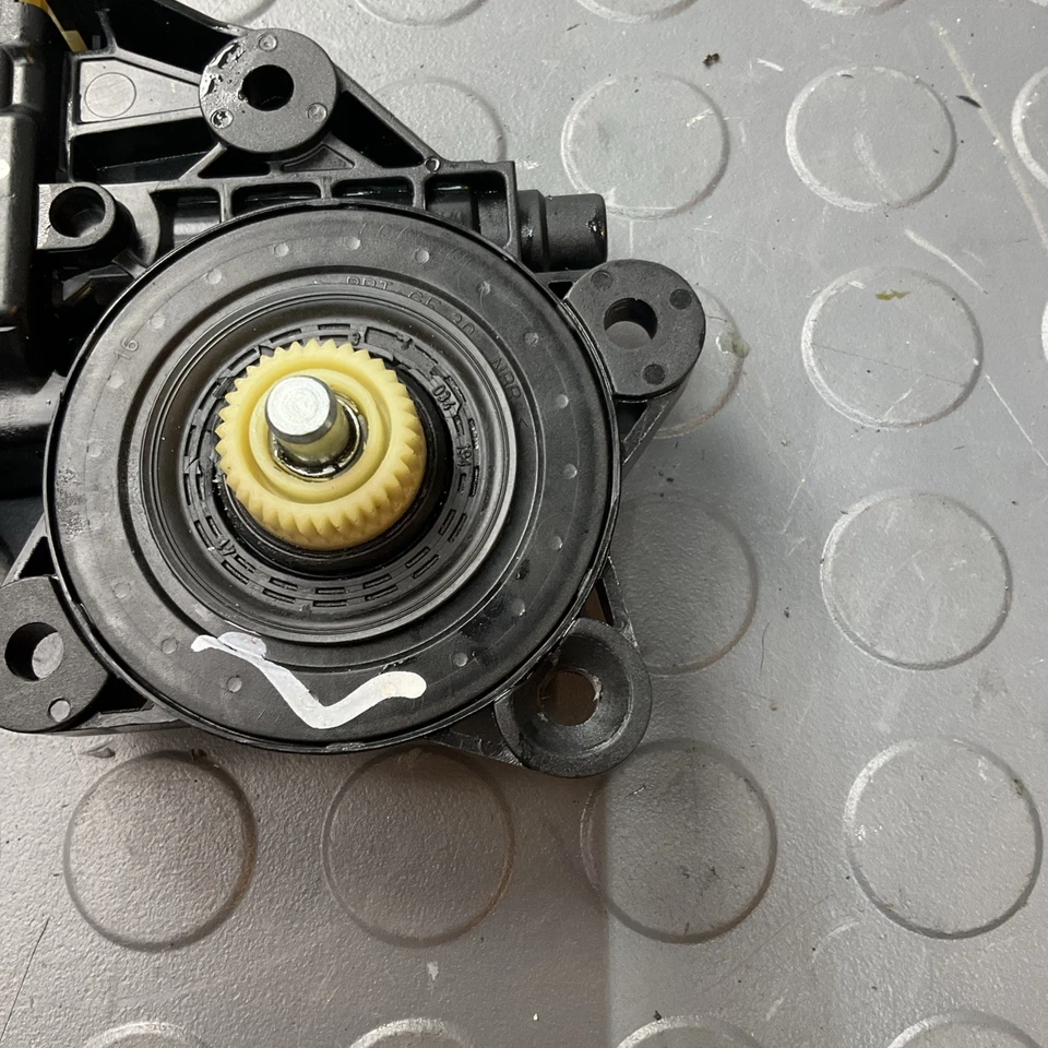 Mini Cooper Clubman 2007-2015 conductor delantero izquierdo motor ventana eléctrica OEM 2757043 Foto 3 de 4