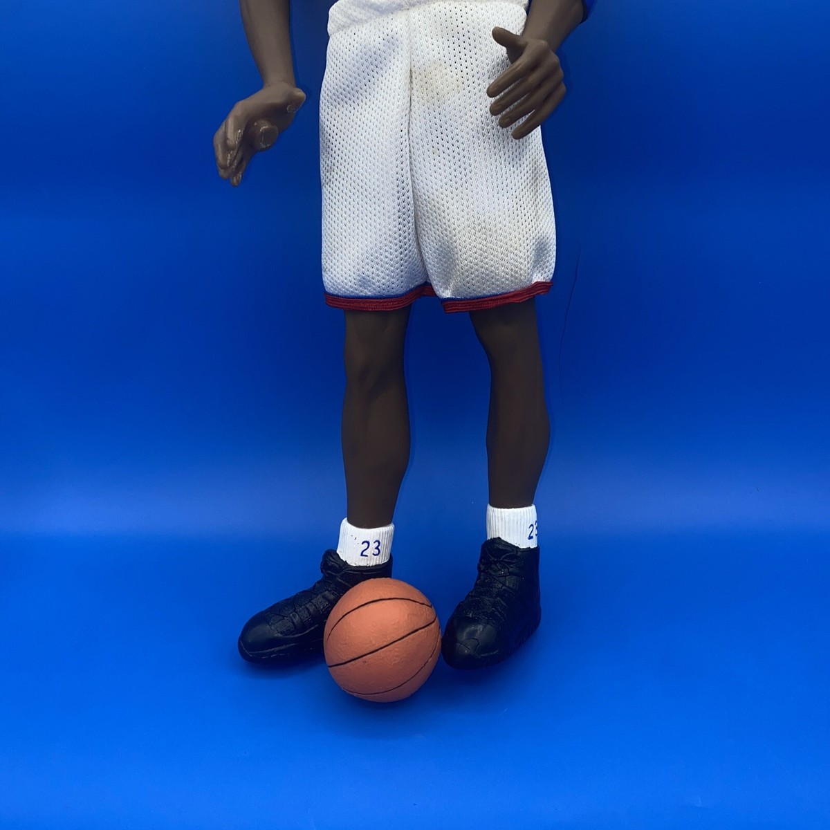 VTG 1996 Michael Jordan Space Jam Tune Squad 18” vinyl doll