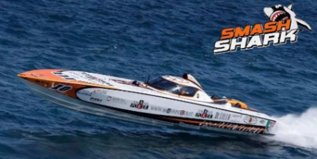 Smash shark cheap rc boat