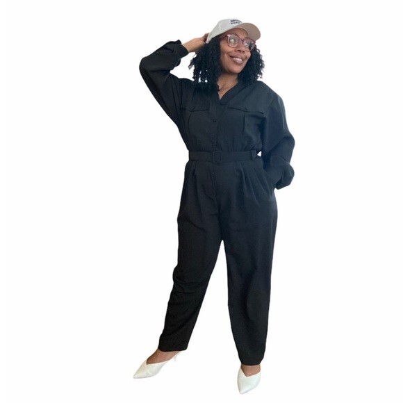 Chaus Jumpsuit Womens Size 14 Vintage Pleated Button Front V-Neck Tapered Leg-image