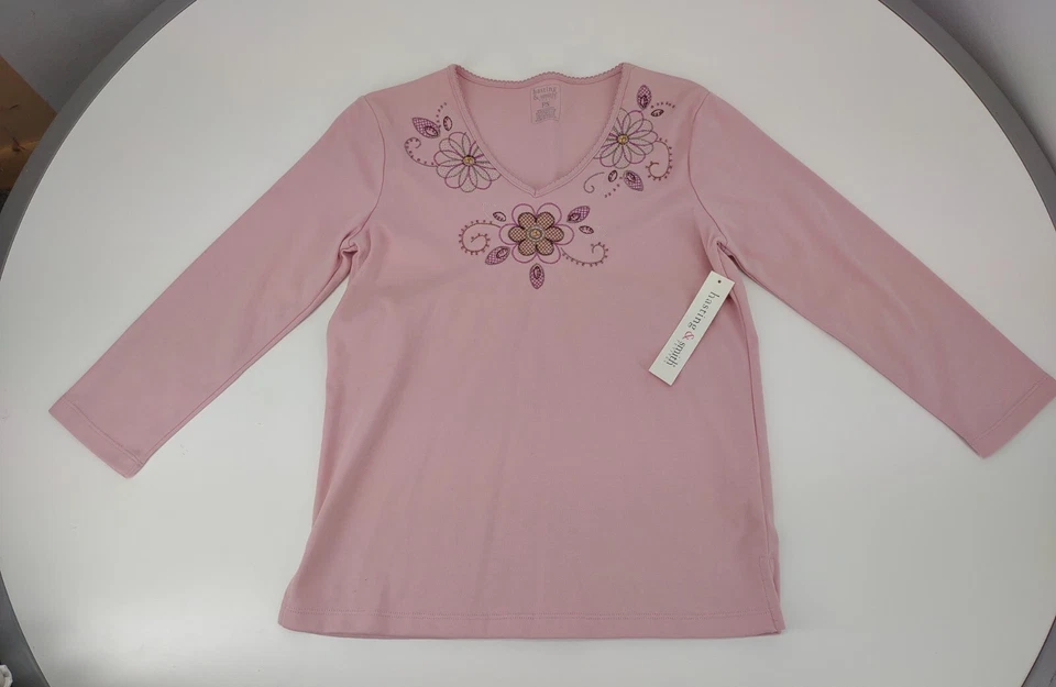 全新带标签 Hasting & Smith Petite 长袖衬衫女式 PS 码刺绣 V 领 — 第 3/4 张图片