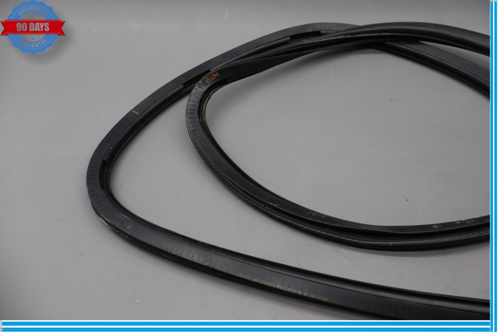 03-10 Bentley Continental GT Coupe Front Right Side Lower Door Seal Rubber Oem