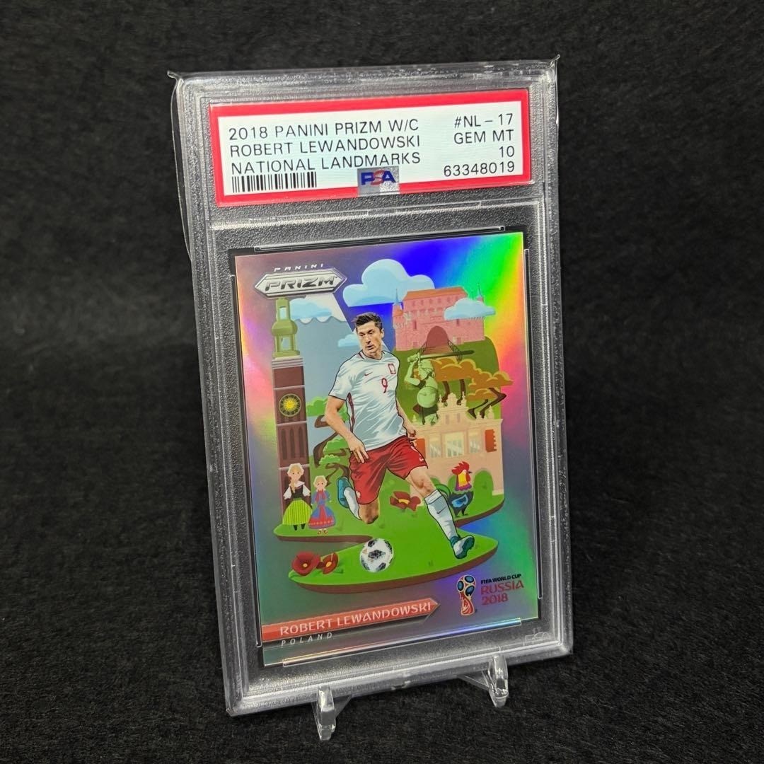 2018 PANINI PRIZM W/C ROBERT LEWANDOWSKI NATIONAL LANDMARKS #NL - 17 PSA 10