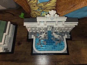 LEGO ARCHITECTURE: Trevi Fountain (21020)