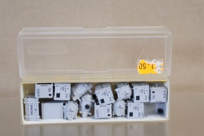 MINITRIX 56 6551 00 N GAUGE DB CONTAINER LOADS for FLAT WAGON on