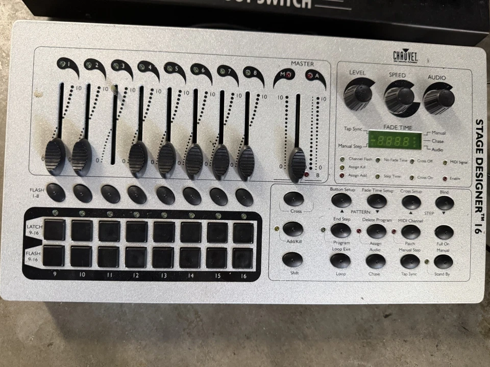 Chauvet DJ TFX-16CON Stage Designer 16 Lighting Controller with Footswitch - Image 3 of 4