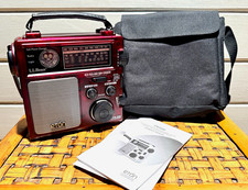 LL Bean Eton FR-300 Emergency Radio AM/FM/Hand Crank Flashlight NO SIREN