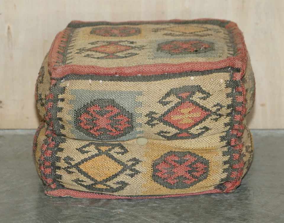 SUITE OF 4 VINTAGE CIRCA 1960'S GEORGE SMITH STYLE KILIM FOOTSTOOL CUBE STOOLS - Image 3 of 4