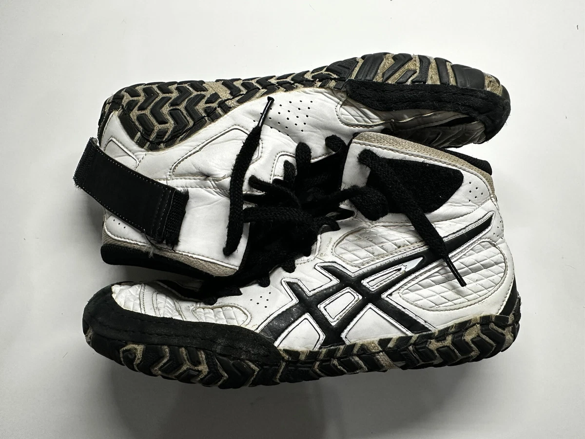 Asics Aggressor 2 Black