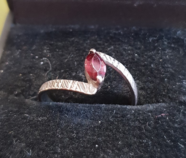 Bague Ancienne En Argent Massif Avec Grenat - Taille 54 - Occasion - Idéale Lithothérapie