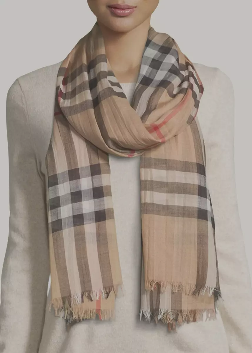 Burberry wool clearance and silk scarf