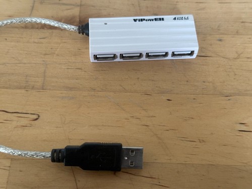 Modelo de concentrador de 4 puertos RockBand USB 2.0: VP-H209 para Microsoft Windows XP - Imagen 2 de 2