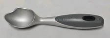 Pampered Chef Ice Cream Scoop, Aluminum, Silver & Gray, 7.5 in #100264 GUC 