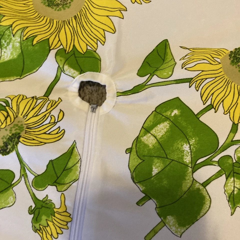 Vera Neumann Zippered Umbrella Fabric Patio Tablecloth VTG Sunflower Rectangle - Image 4 of 4