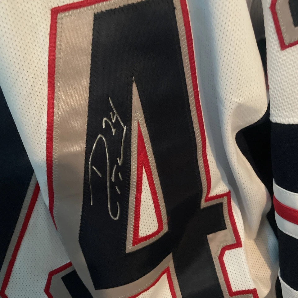 SIGNED Reebok NY Rangers #24 Ryan Callahan 2014 Stadium Series Jersey Size L - Image 2 of 4