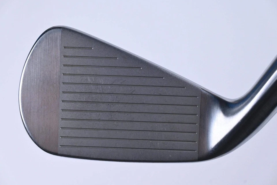 Titleist 718 T-MB #4 Iron / 23 Degree / Regular Flex Project X LZ 1115 Shaft - Image 2 of 4