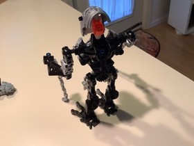 LEGO BIONICLE: Vezon & Fenrakk (8764) No Cape Very Rare